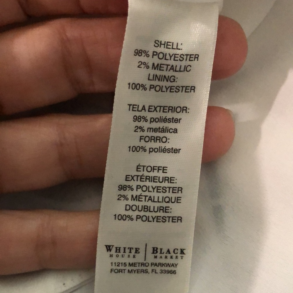 Like new! - WHBM Sleeveless Blouse - Picture 4 of 10